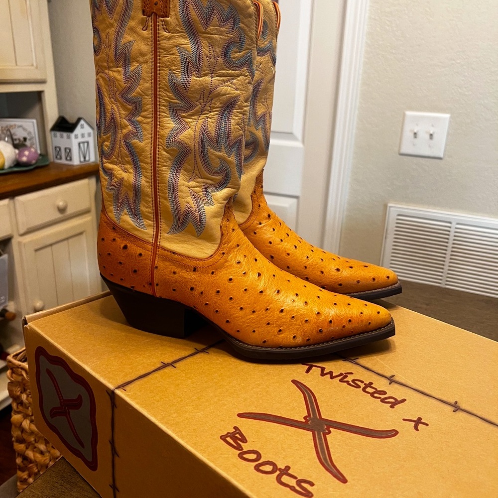 Twisted X Orange Western Cowboy Boots with Textured Design